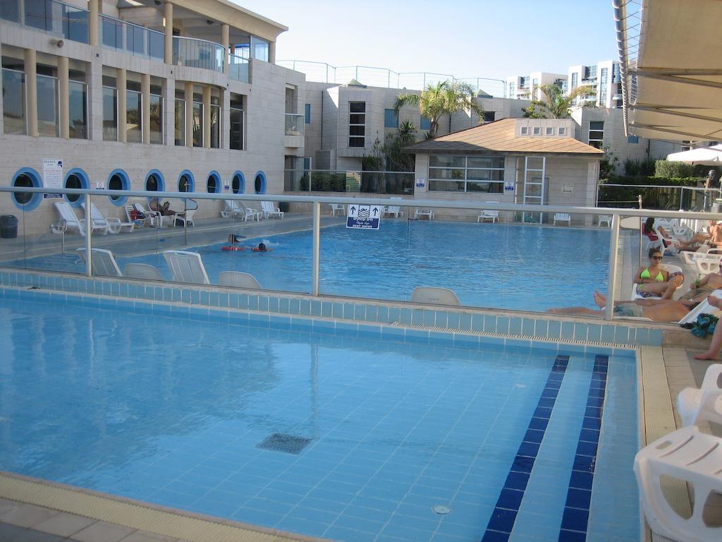 Michelle Suites Herzelia Pituach Экстерьер фото